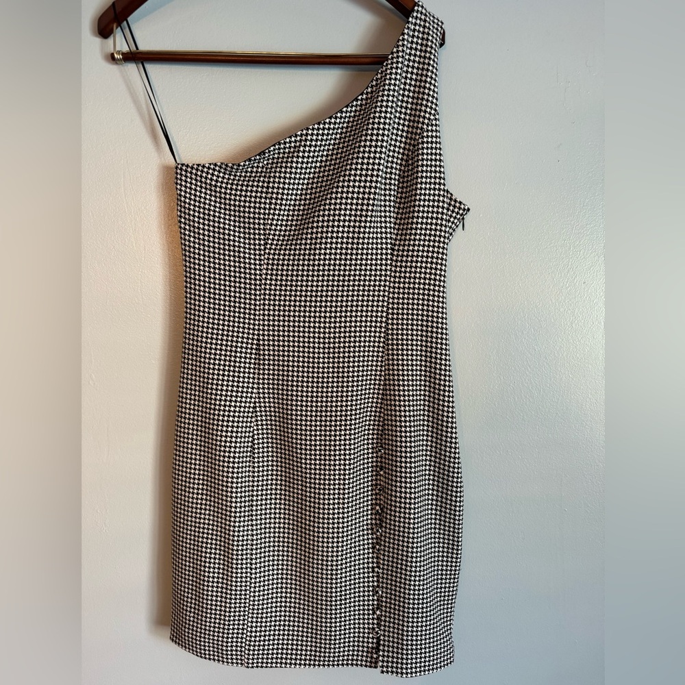 Meshki Houndstooth Asymmetrical Mini Dress Medium